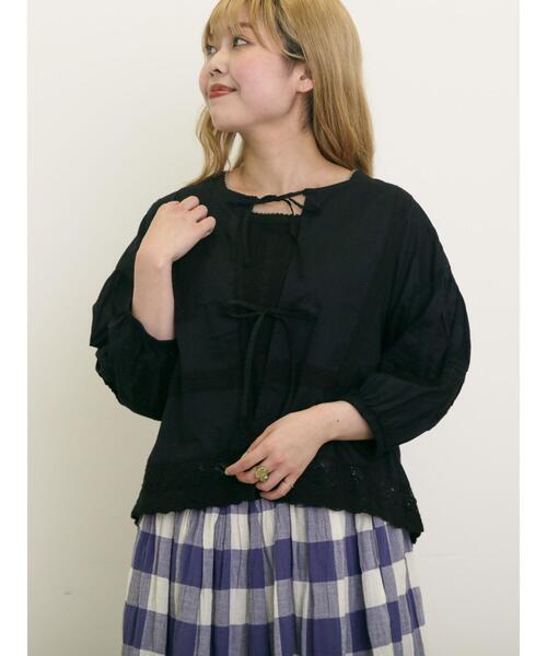 Samansa Mos2(サマンサ モスモス)の「パッチワークレースブラウス(シャツ/ブラウス・レディース・キナリ/サックスブルー/ブラック/オフホワイト・F)」の20枚目の写真