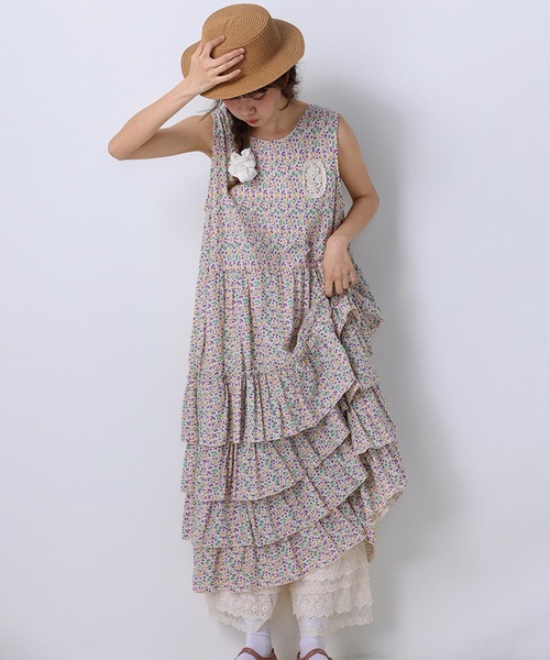 aimoha（アイモハ）の「ノースリーブ`小花柄ティアードワンピース (SS)（ワンピース・レディース・イエロー/パープル/ブルー・FREE）」の8枚目の写真