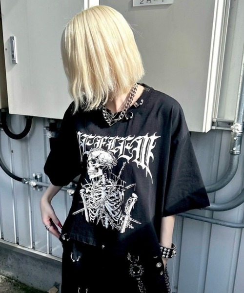 REFLEM/レフレム』スカルプリントクロップドTシャツ/ハーフスリーブ