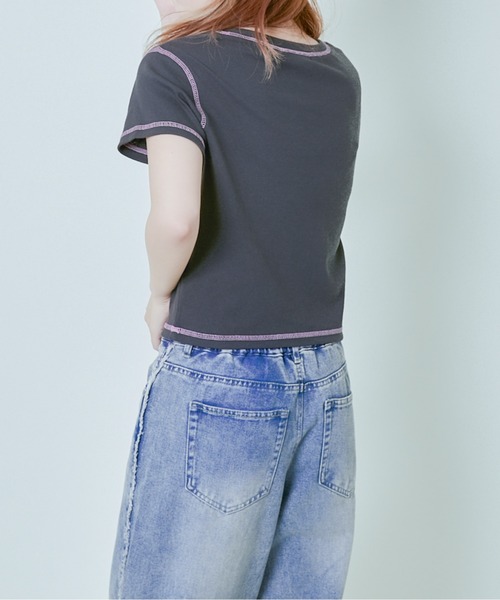 GORGE(ゴージ)の「《ハートロゴ×配色ステッチ》レディース テレコ半袖Tシャツ クロップド丈 春夏秋(Tシャツ/カットソー・レディース・オフホワイト/グレー/スミクロ・F)」の21枚目の写真