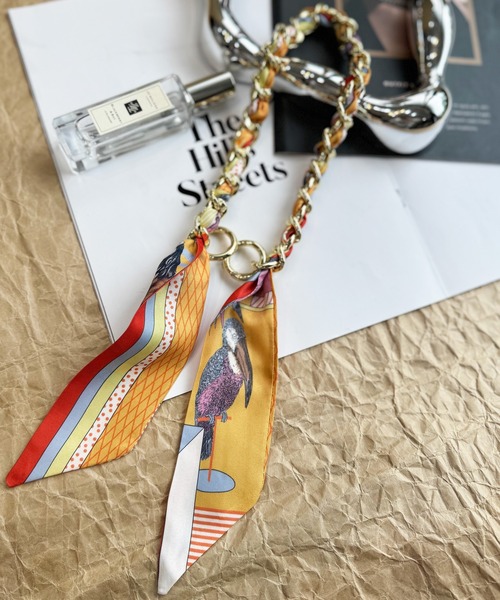 新品•未使用品 ナイツドリーム　チェーン付きポーチ キラ-ダイヤモンドキルト-トップ
