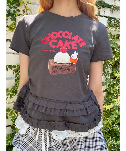 Miffy( ミッフィー)の「【miffy】Chocolate Cake TEE(Tシャツ/カットソー・レディース・ブラック系/オフホワイト・FREE)」の1枚目の写真