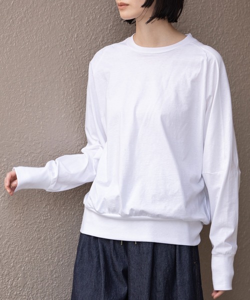 Munich(ミューニック)の「コットンジャージクルーネックプルオーバー(Tシャツ/カットソー・レディース・ホワイト/ブラック/モカ/レッド・FREE)」の2枚目の写真