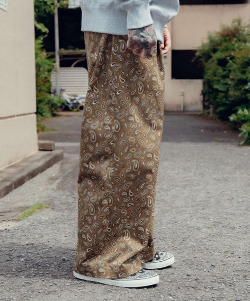 Subciety(サブサエティ)の「Paisley baggy pants(その他パンツ・メンズ・レッド/カーキ/ブラック・X-LARGE/LARGE/MEDIUM/SMALL)」の13枚目の写真