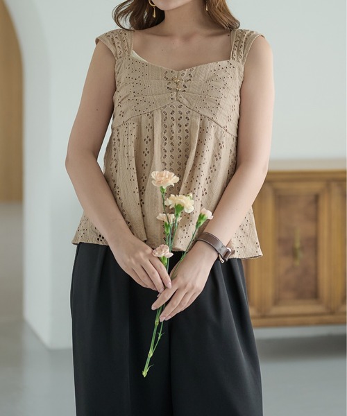 mideal(マイディール)の「cotton lace tops / コットンレーストップス(その他トップス・レディース・ベージュ/オフホワイト・FREE)」の2枚目の写真