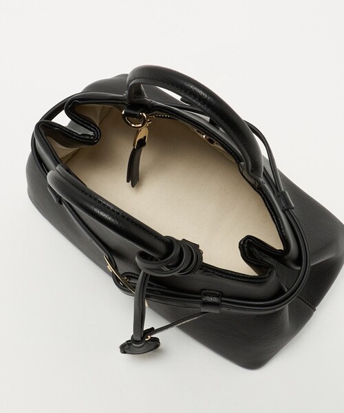 LE VERNIS（ル・ベルニ）の「＜LE VERNIS＞Poire チャーム バッグ-2WAY-（ハンドバッグ・レディース・モカ/ブラック・FREE）」の21枚目の写真