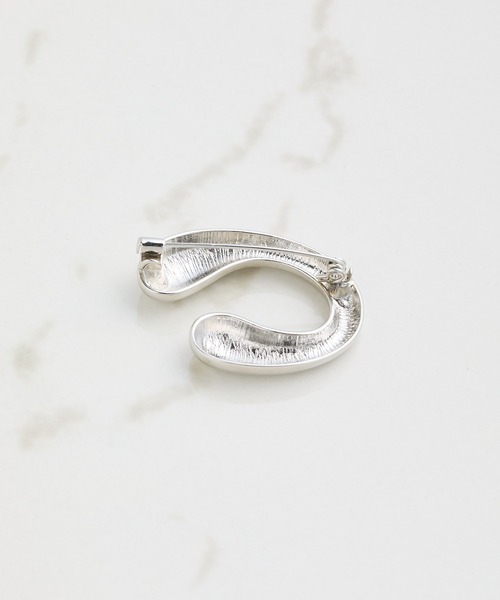 COLLAGE GALLARDAGALANTE（コラージュガリャルダガランテ）の「Cカーブブローチ（ブローチ/コサージュ・レディース・ゴールド/シルバー・FREE）」の10枚目の写真