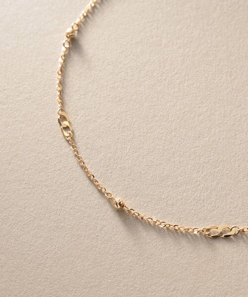 COCOSHNIK(ココシュニック)の「K18フラットキヘイ×ハニーカットビーズ ブレスレット(ブレスレット・レディース・イエローゴールド・17)」の3枚目の写真