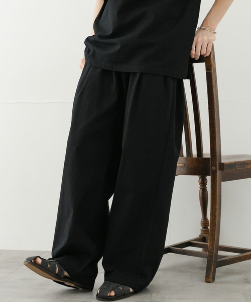 SENSE OF PLACE by URBAN RESEARCH（センスオブプレイスバイアーバンリサーチ）の「ドライタッチワイドパンツ（その他パンツ・メンズ・ブラック/ライトベージュ/グリーン・MEDIUM/LARGE）」の2枚目の写真