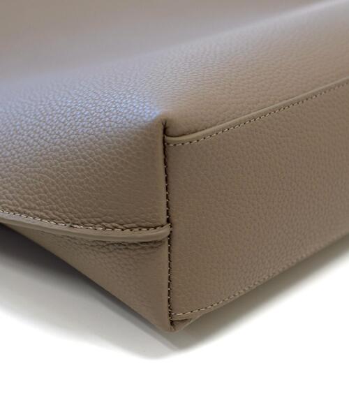 DRESSTERIOR（ドレステリア）の「ベルトスクエアレザートートバッグ（トートバッグ・レディース・ブラック/ベージュ・00）」の4枚目の写真