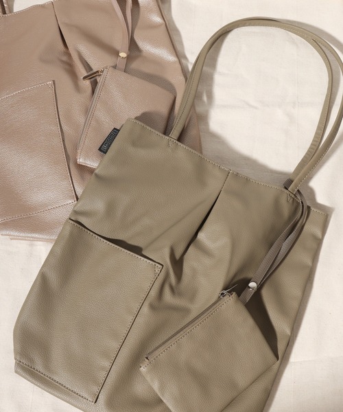 ROOTOTE(ルートート)の「ROOTOTE スリムトート(トートバッグ・レディース・バーガンディー/カーキ系/ベージュ/ゴールド系/ブラック/スカイブルー・FREE)」の4枚目の写真