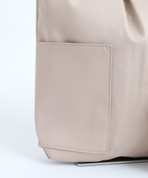 ROOTOTE(ルートート)の「ROOTOTE スリムトート(トートバッグ・レディース・バーガンディー/カーキ系/ベージュ/ゴールド系/ブラック/スカイブルー・FREE)」の14枚目の写真
