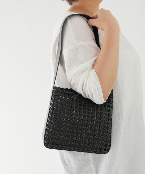 LE TALON（ルタロン）の「SINBONO/シンボノ Betty SD bag（ショルダーバッグ・レディース・ブラック/ブラウン・FREE）」の18枚目の写真