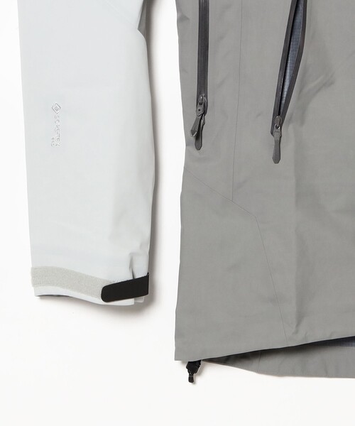 ARC'TERYX（アークテリクス）の「ARC’TERYX / Beta AR Jacket（ブルゾン・メンズ・ブラック・LARGE/MEDIUM/SMALL）」の7枚目の写真