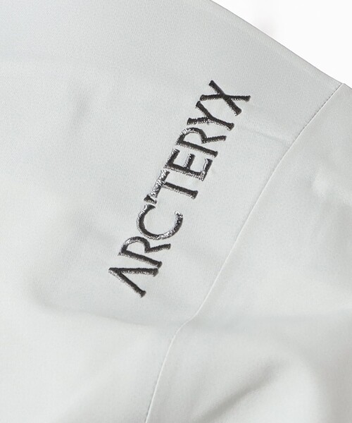 ARC'TERYX（アークテリクス）の「ARC’TERYX / Beta AR Jacket（ブルゾン・メンズ・ブラック・LARGE/MEDIUM/SMALL）」の12枚目の写真