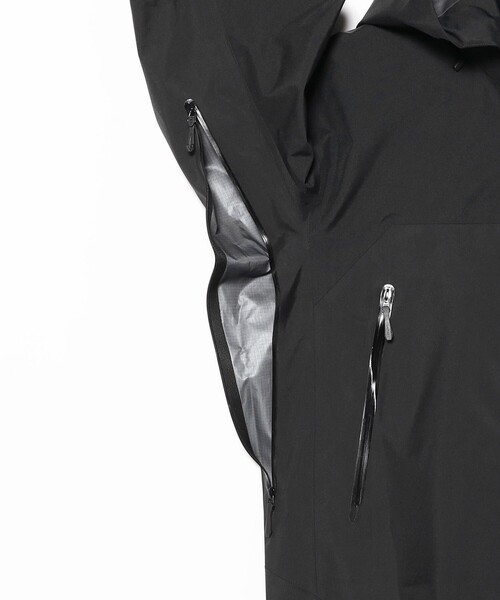 ARC'TERYX（アークテリクス）の「ARC’TERYX / Beta AR Jacket（ブルゾン・メンズ・ブラック・LARGE/MEDIUM/SMALL）」の16枚目の写真