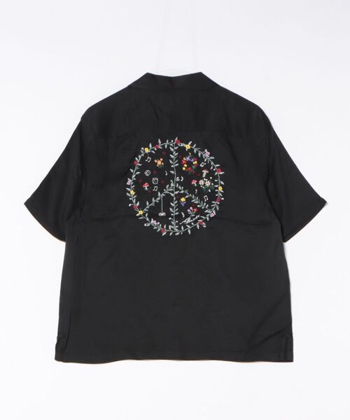 ALLSAINTS(オールセインツ)の「FUNGI EMBROIDERED SHORT SLEEVE SHIRT | FUNGI 刺繍 半袖 シャツ(シャツ/ブラウス・メンズ・ブラック・S/M/L/XS)」の8枚目の写真