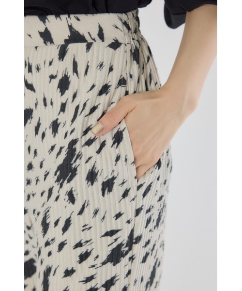 RODEO CROWNS WIDE BOWL（ロデオクラウンズワイドボウル）の「アソートパターンプリーツリラックスパンツ（その他パンツ・レディース・ホワイト系その他/ブラウン系その他/ブラック系その他・FREE）」の10枚目の写真