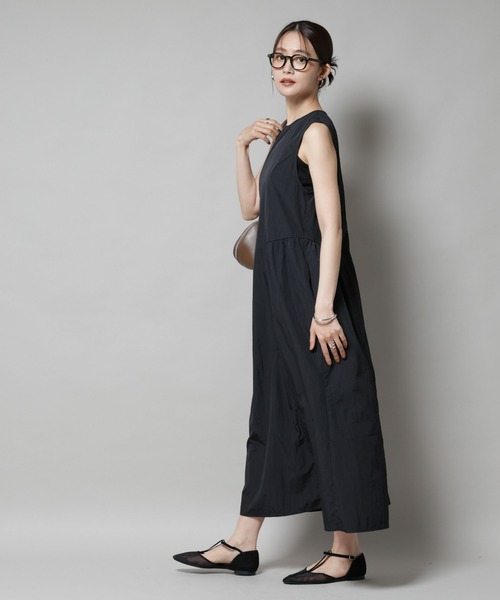 NANO universe（ナノユニバース）の「サイドギャザーナイロンワンピース（ワンピース・レディース・ブラック/カーキ/ダークベージュ・FREE）」の20枚目の写真