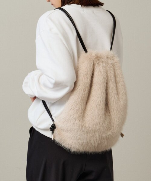 Omekashi（オメカシ）の「ファーナップサック（バックパック/リュック・レディース・ブラウン/ベージュ・FREE）」の2枚目の写真