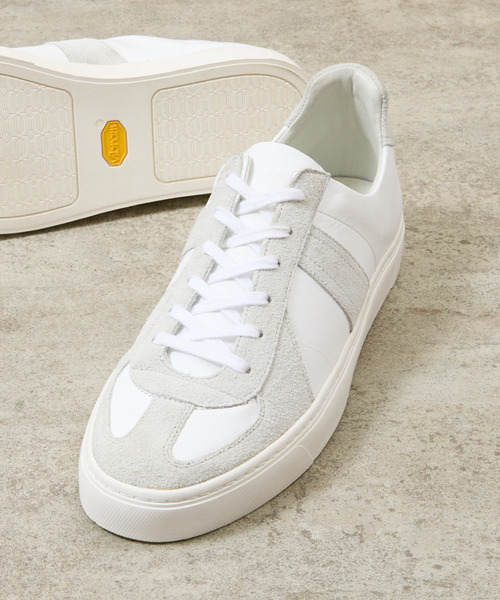And A(アンドエー)の「ALTERUM オルタム / VIBRAM SOLE GERMAN ARMY TRAINER 日本製オリジナルカウレザーVIBRAMソールジャーマントレーナー / 1175L(スニーカー・メンズ・ホワイト×ホワイト/ブラック×ブラック・7/8/9/6)」の2枚目の写真