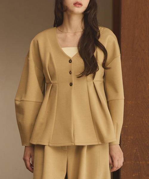 OLUN（オルン）の「Cocoon peplum cardigan/コクーンペプラムカーディガン（カーディガン/ボレロ・レディース・アイボリー/ベージュ/グレー・MEDIUM/SMALL）」の6枚目の写真