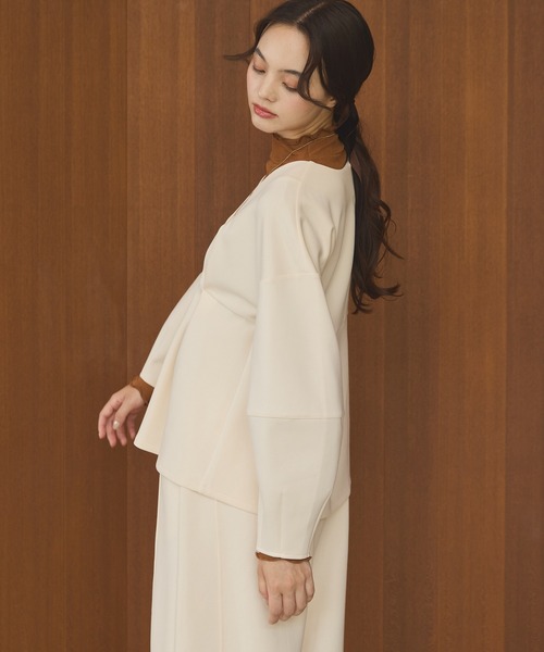 OLUN（オルン）の「Cocoon peplum cardigan/コクーンペプラムカーディガン（カーディガン/ボレロ・レディース・アイボリー/ベージュ/グレー・MEDIUM/SMALL）」の16枚目の写真