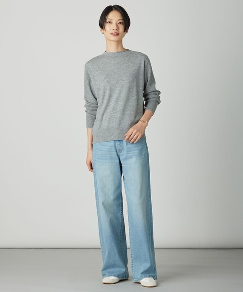 J.PRESS(ジェイプレス)の「SOFT TOUCH WOOL 立ち襟 ニット(ニット/セーター・レディース・パイングリーン系/ダークブラウン系/ライトグレー系/イエロー系・LARGE/MEDIUM)」の11枚目の写真