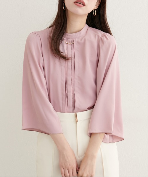 natural couture(ナチュラルクチュール)の「【ZOZO限定】メタルチャーム付き7分フレア袖ブラウス(シャツ/ブラウス・レディース・ブルー/オフホワイト/ネイビー/ピンクベージュ/グレイッシュベージュ・FREE)」の22枚目の写真