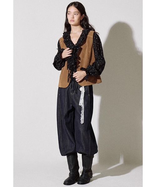 Fano Studios（ファノ ストゥディオズ）の「ヴィンテージ風 フェイクスエード Vネックベスト FQ25W039【Fano Studios】【2025AW】（ベスト・レディース・ブラウン・S/M/L）」の4枚目の写真