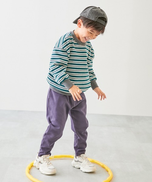 devirock(デビロック)の「カラフルスウェット ふっくら裏起毛 先染めボーダー トレーナー(スウェット・キッズ・ホワイト系その他/ブルー系その他/グリーン系その他/ブラック系その他/ピンク系その他/ブルー系その他2/ブラック系その他2・100cm/110cm/120cm/130cm/140cm/150cm/160cm)」の10枚目の写真