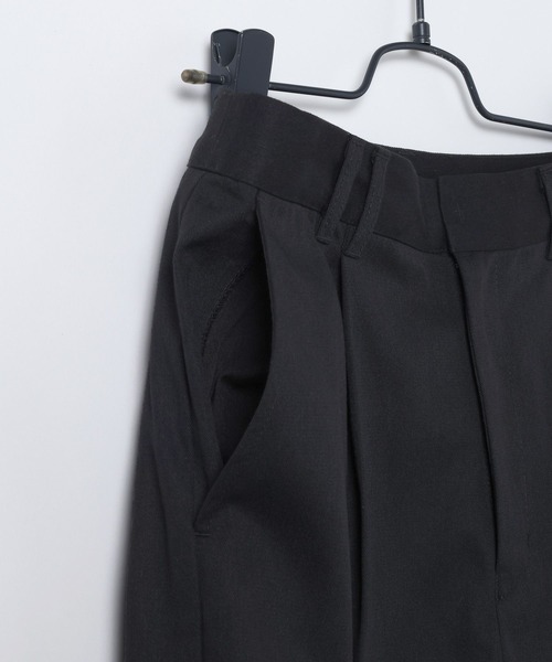 JEANASIS（ジーナシス）の「サイドスナップストレートパンツ/592716（チノパンツ・レディース・ベージュ/ブラック・SMALL/MEDIUM）」の16枚目の写真