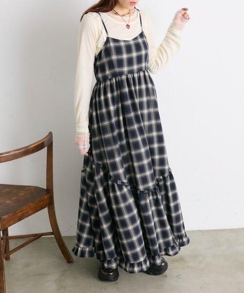 w closet（ダブルクローゼット）の「シアーレイヤードカットソー（Tシャツ/カットソー・レディース・チャコールグレー/アイボリー/ブルー系その他・FREE）」の17枚目の写真