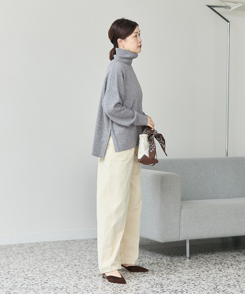 journal standard L'essage（ジャーナルスタンダードレサージュ）の「カシミヤMIXハイネックプルオーバー（ニット/セーター・レディース・グレー/シャーベット/キャメル・FREE）」の6枚目の写真