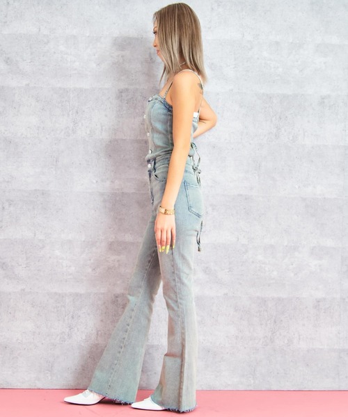 ANAP（アナップ）の「レースアップ フレア デニム サロペット（サロペット/オーバーオール・レディース・ブラック/ブルー・M/S）」の8枚目の写真