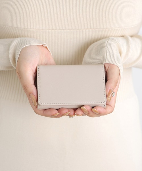 ALTROSE（アルトローズ）の「シンプル ベーシック カードケース 名刺ケース 名刺入れ マーブル クロコ シンシア（名刺入れ・レディース・ブラック系/グレイッシュベージュ/ブラック/ベージュ系/ピンク・FREE）」の7枚目の写真