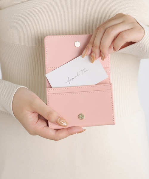 ALTROSE（アルトローズ）の「シンプル ベーシック カードケース 名刺ケース 名刺入れ マーブル クロコ シンシア（名刺入れ・レディース・ブラック系/グレイッシュベージュ/ブラック/ベージュ系/ピンク・FREE）」の17枚目の写真