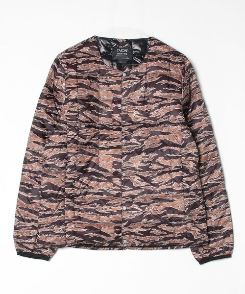 TAION(タイオン)の「【TAION】CREW NECK BUTTON DOWN JKT(ダウンジャケット/コート・メンズ・ブラック/ダークオリーブ/タイガーカモ・MEDIUM/LARGE/X-LARGE)」の3枚目の写真