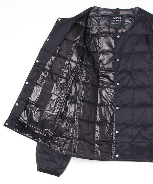 TAION(タイオン)の「【TAION】CREW NECK BUTTON DOWN JKT(ダウンジャケット/コート・メンズ・ブラック/ダークオリーブ/タイガーカモ・MEDIUM/LARGE/X-LARGE)」の6枚目の写真