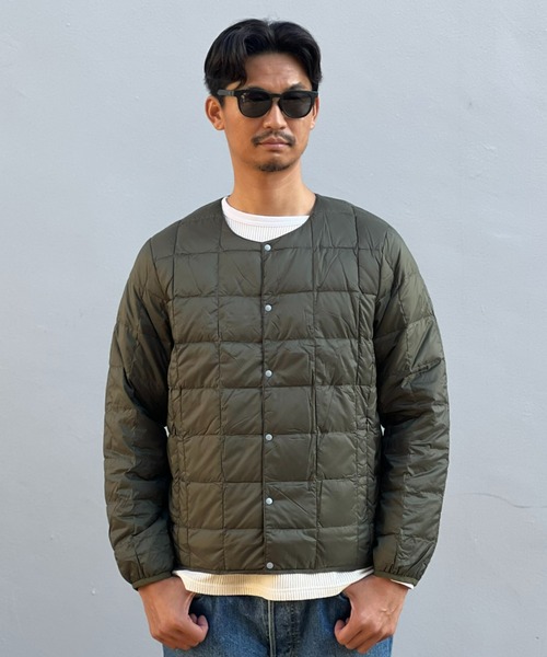 TAION(タイオン)の「【TAION】CREW NECK BUTTON DOWN JKT(ダウンジャケット/コート・メンズ・ブラック/ダークオリーブ/タイガーカモ・MEDIUM/LARGE/X-LARGE)」の2枚目の写真