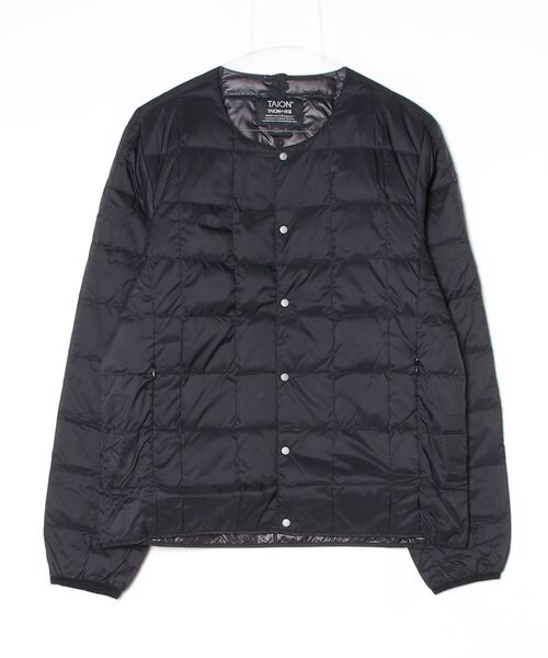 TAION(タイオン)の「【TAION】CREW NECK BUTTON DOWN JKT(ダウンジャケット/コート・メンズ・ブラック/ダークオリーブ/タイガーカモ・MEDIUM/LARGE/X-LARGE)」の4枚目の写真