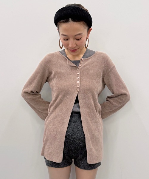 room153（ルームイチゴサン）の「ソフトモールニットカーディガン（カーディガン/ボレロ・レディース・ベージュ/ブルー/アイボリー/ブラック・FREE）」の3枚目の写真