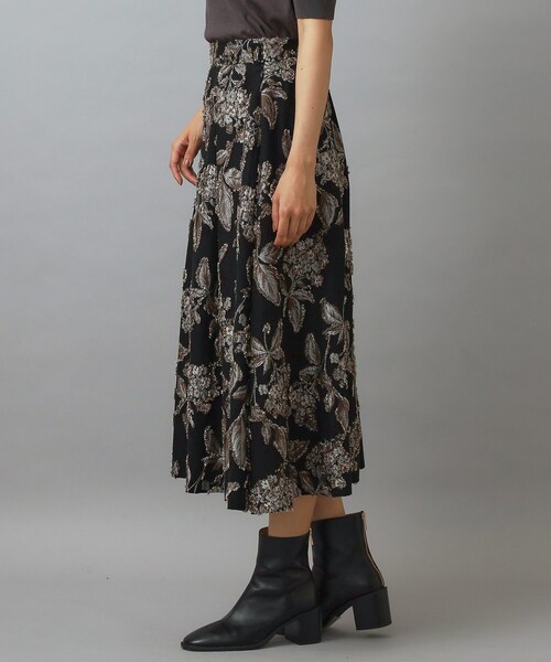 DRESSTERIOR(ドレステリア)の「ジャカードフレアスカート(スカート・レディース・ブラック系3・34/36/38/40)」の6枚目の写真