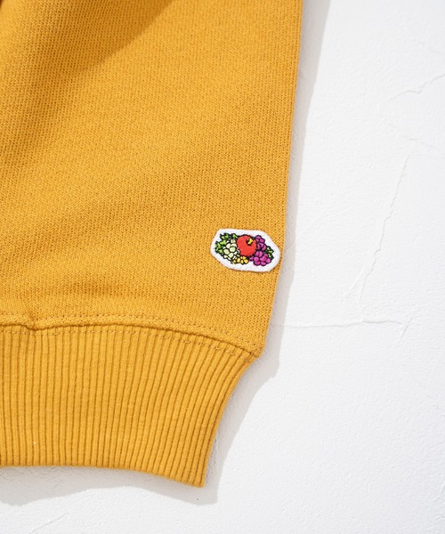 FRUIT OF THE LOOM（フルーツオブザルーム）の「【FRUIT OF THE LOOM】プリントスウェット① / キッズ / ユニセックス / ロゴプリント（スウェット・キッズ・オレンジ/ブラック/ブルー・110cm/130cm/150cm）」の9枚目の写真