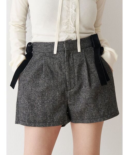 jouetie（ジュエティ）の「ベロアリボンショートパンツ【セットアップ対応】（その他パンツ・レディース・グレー/ピンク/ブラウン・MEDIUM）」の2枚目の写真