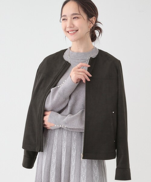 DRESKIP（ドレスキップ）の「【S-LL】上品さを纏う やわらか フェイクスエードブルゾン（ブルゾン・レディース・ライトベージュ/ブラック/ブラウン系・02/03/04/01）」の2枚目の写真