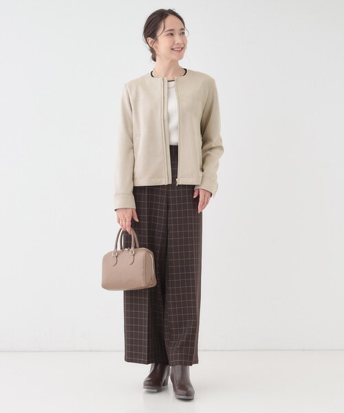 DRESKIP（ドレスキップ）の「【S-LL】上品さを纏う やわらか フェイクスエードブルゾン（ブルゾン・レディース・ライトベージュ/ブラック/ブラウン系・02/03/04/01）」の4枚目の写真