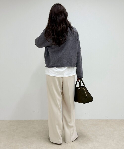 fredy emue(フレディエミュ)の「【新色追加!/主役級ニット】ハートステッチニットプルオーバー(ニット/セーター・レディース・グレー/サックスブルー/アイボリー/ボルドー・38)」の8枚目の写真