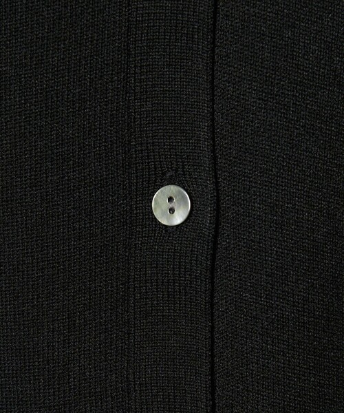 UNITED ARROWS(ユナイテッドアローズ)の「4WAY シフォン カーディガン ‐ウォッシャブル‐(カーディガン/ボレロ・レディース・ブラック/ダークグレー/ネイビー・FREE)」の21枚目の写真