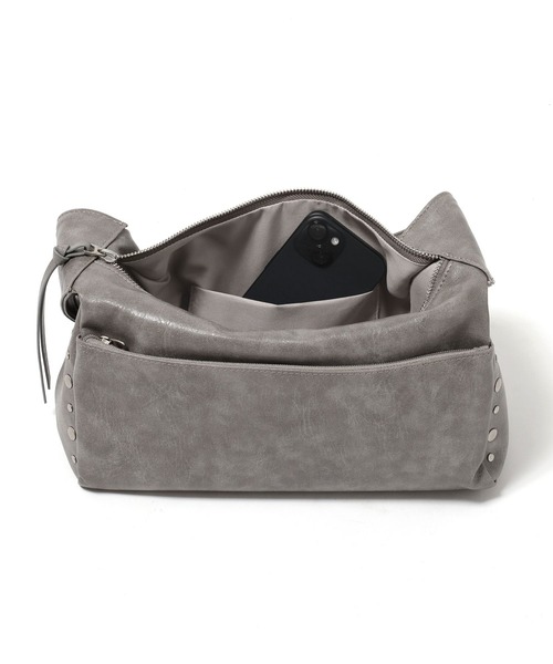 LEPSIM(レプシィム)の「スタッズソフトバッグ 601367(ハンドバッグ・レディース・グレー/ブラック・ONE SIZE)」の9枚目の写真